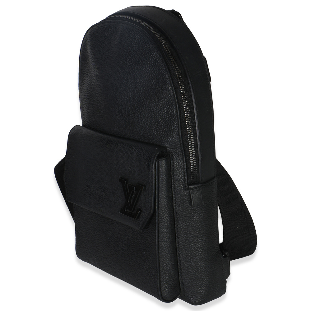 Louis Vuitton Black Waxy Calfskin Aerogram Pilot Slingbag - Picture 4 of 8